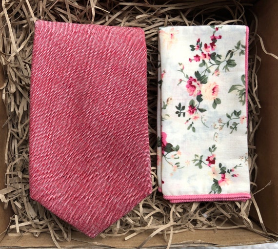Cravatta E Fazzoletto Da Taschino In Cotone Di Lusso, Fantasia Floreale Rosa, Blu, Verde, Produzione UK