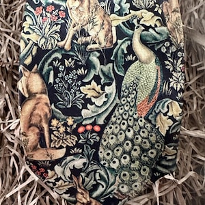 The Peacock, Hare and Hunting Dog Tie: Peacock Ties for Men, Hunting Tie for Men, Christmas Gift for Men, Animal Print Tie, Rabbit Print Tie