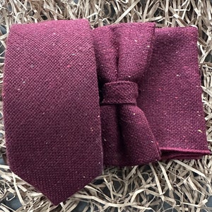 De eik | Bordeauxrode stropdas | Vlinderdasset | Rode stropdassen voor bruiloften | Herencadeaus | Stropdassen voor bruidegom | Bruidsjonkerscadeau voor trouwdag