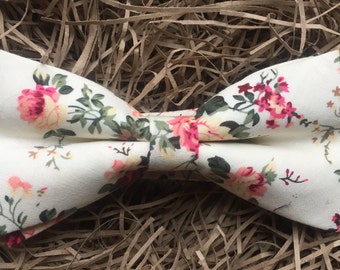 The Comte de Chambord Men's Bow Tie: Pink Floral Pre-Tied Men's Bow Tie, Wedding Ties, Tie sets, Mens Gifts, Wedding Ties, Pink Ties