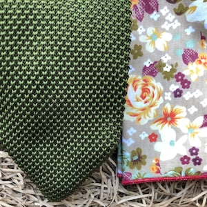 The Olive and Cosmos: Green Knitted Necktie, Knitted Ties, Vintage Floral Pocket Square, Men's Green Ties, Ties For Men, Wedding Ties, UK