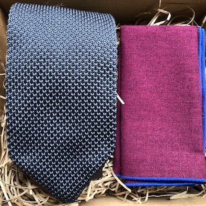 Grey Knitted Necktie & Burgundy Linen Pocket Square Set