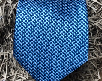 The Blue Dart Necktie : Blue Patterned Necktie, Mens Necktie, Men's Gifts,  Wedding ties, Ties For Men, Wedding Ties, Wide Tie