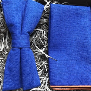 The Desert Bluebell Set: Royal Blue Linen Bow Tie, Royal Blue Pocket Square, Tie Set, Wedding Ties, Groomsmen Gifts, Men&#39;s Gifts