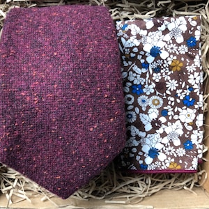 The Bear River:  Dark Purple / Burgundy Red Flecked Tie & Pocket square, Purple Ties for men, Groomsmen Gifts, Purple Wedding Ties