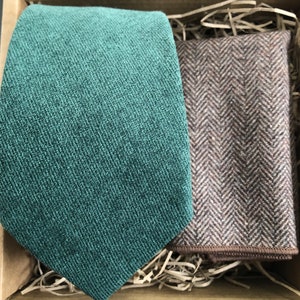 The Forest: Forest Green Men&#39;s Tie and Pocket Square, Dark Green Ties, Men&#39;s Ties, Wedding Ties, Groomsmen Gifts