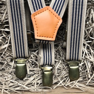 Classic Men&#39;s Blue Striped Braces: Stylish Suspenders for Groomsmen, Weddings, and Formal Events