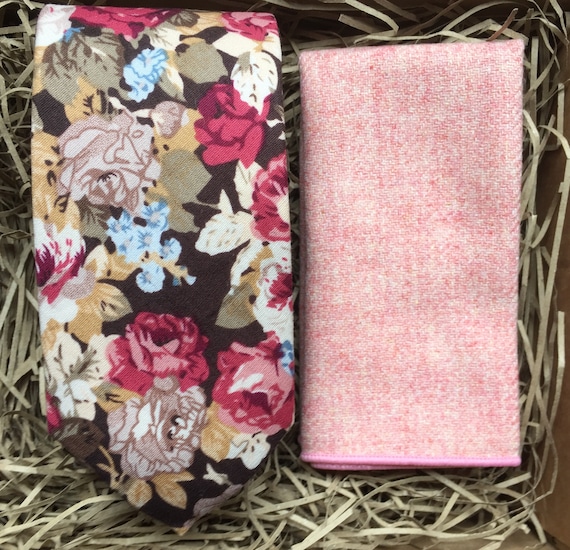 Pack of 5 Pastel Luxury Cotton Country Themed Handkerchiefs//Pocket Squares
