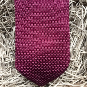 The  Mulberry Red Necktie: Red Knitted Necktie, Mulberry Tie, Ties for Men, Ties For Men, Wedding Ties, UK