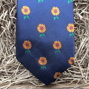 sunflower tie