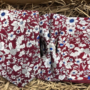 The Cardinal: Burgundy Floral ties, Red Floral Bow Tie, Floral Wedding Ties, Pocket Square, Groomsmen Gifts, Men&#39;s Gifts, Men&#39;s Tie Set
