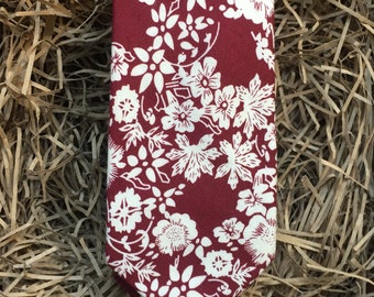 The  Amaryllis Necktie : Burgundy Necktie, Mens Ties, Floral Tie, Red Tie, Cotton Tie, Wedding ties, Ties For Men