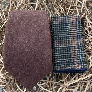Cedar Brown Wool Tie & Check Pocket Square Set