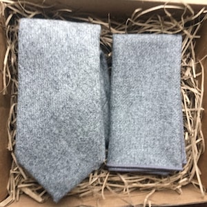 Personalised Gift Wrap- Birch Grey Wool Necktie and Pocket Square Set: Men&#39;s Wedding Tie