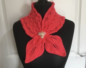 Miss marple classic scarf, miss marple vintage scarf, lace classic scarf, keyhole lace scarf, miss marple scarf, brooch scarf