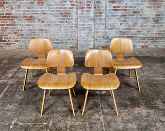 DCW Esszimmerstuhl von Charles & Ray Eames für Herman Miller – 4er-Set