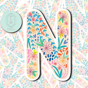 Adesivo floral inicial N. Decalque do monograma da letra N. Para Hydroflask, garrafa de água, adesivo de copo. Opções resistentes à água e à prova de intempéries