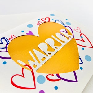 Metaliczna, różowo-złota, Heart Warrior Card. Wrodzona choroba serca CHD. Wycinanka z papieru. Prezent dla mamy. Puste wnętrze.