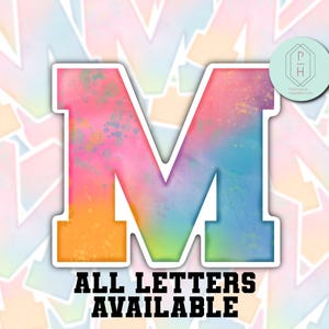 Pegatina inicial de la letra M / Calcomanía para computadora portátil o funda de teléfono / Regalo para ella / Calcomanía para botella de agua o parachoques / Vinilo