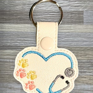 Vets and Techs Key Fob