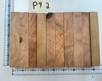 P92 Cereza Negra (Prunus serotina) Pluma de madera exótica doméstica en blanco (10 unidades) Muestra de maderas premium de calidad mixta