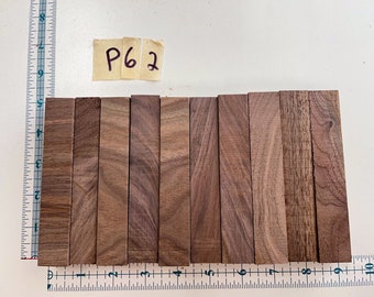 P62- Nogal negro (Juglans nigra) Pluma de madera exótica doméstica en blanco (10 unidades) Muestra de maderas premium de calidad mixta