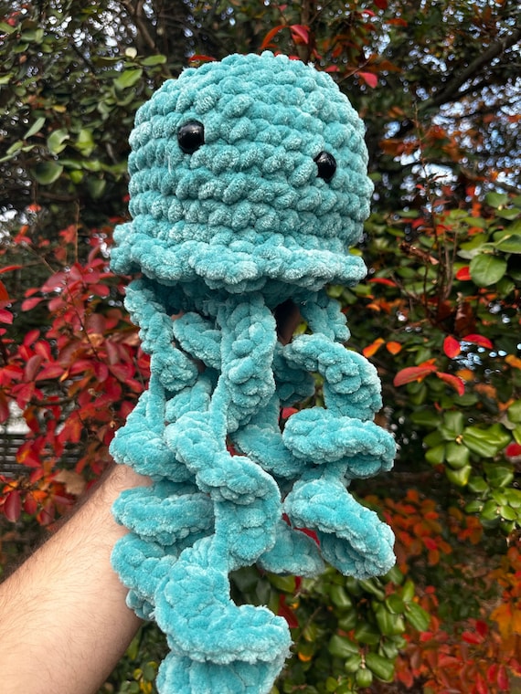 Delilah the Chunky Mist Blue Jellyfish