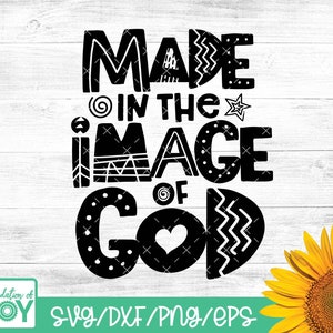 神のイメージで作られた T シャツ SVG、子供用クリスチャン シャツ カット ファイル、聖書の幼児用 T シャツ デザイン、聖書の詩 SVG、宗教的な子供 SVG