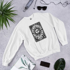 Le soleil carte de tarot sweat-shirt unisexe / pull mystique sorcière / cadeau pour penseur positif optimiste