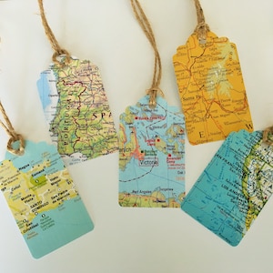 ÉTIQUETTES CADEAUX POUR CARTES / Cartes de l'Atlas vintage recyclées et recyclées avec trou et ficelle / Thème du voyage / Étiquettes de l'Atlas de destination / Étiquettes d'affichage de bijoux