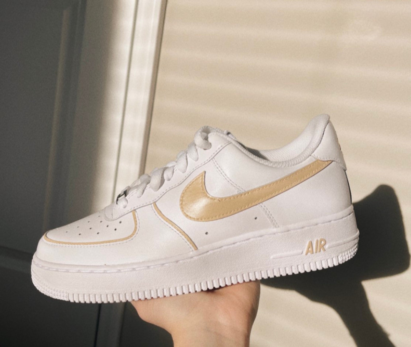 af1 tan suede