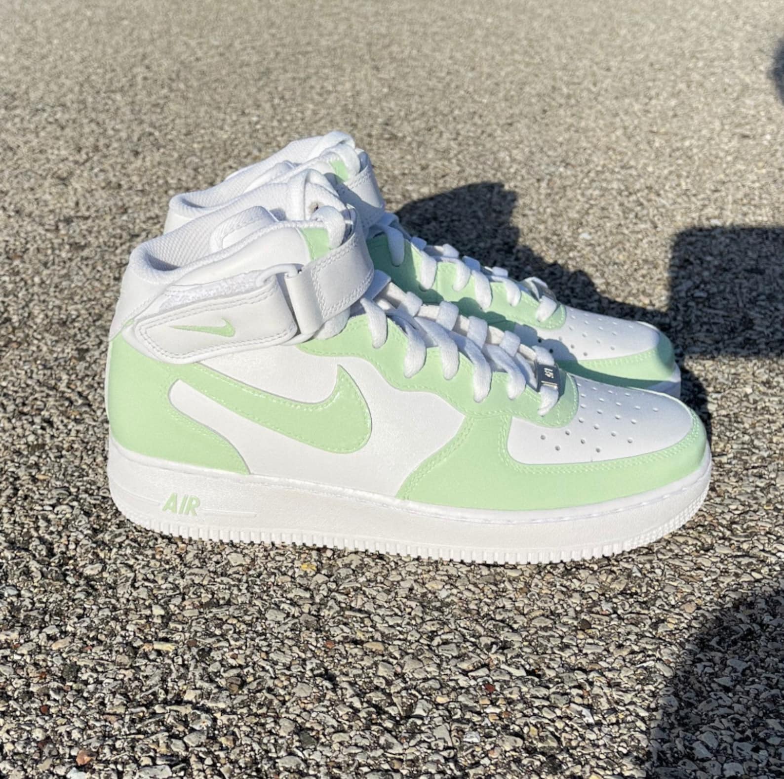 airforce 1 shadow in sage green
