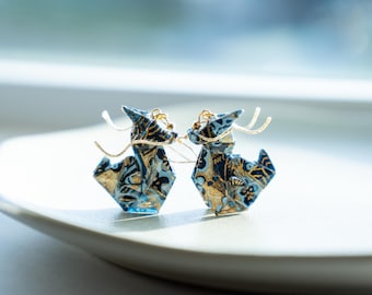 Pendientes de dragón de origami: papel Chiyogami, bigotes dorados