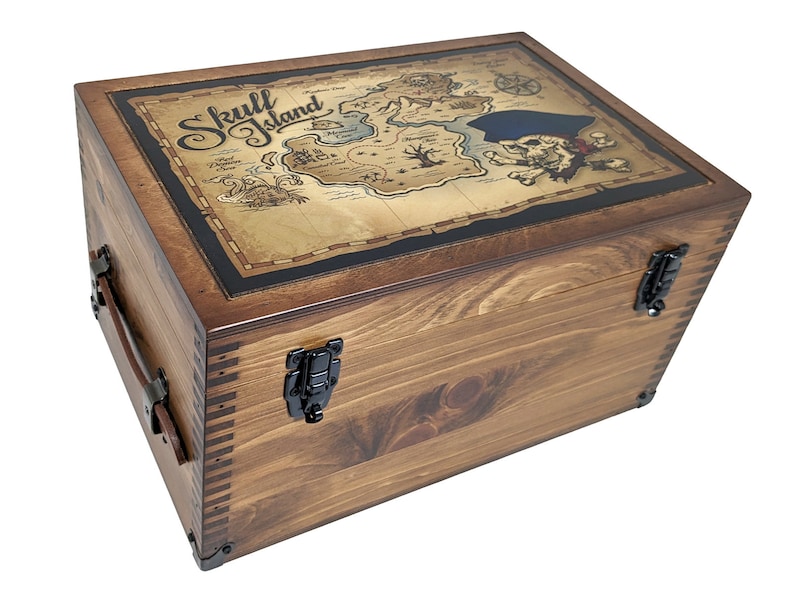 Skull Island Pirate Treasure Chest Keepsake Box - Etsy