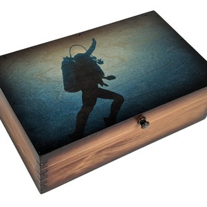 Divers Ascent Medium Wood Box