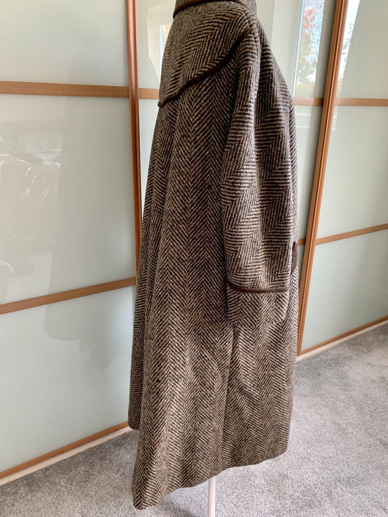 Vintage 70s brown tweed coat by /'Colin Becke of London/'