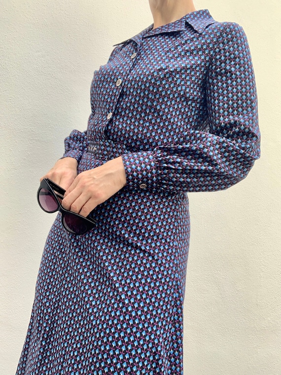Vintage 70s maxi dress with a bold print - Best fi