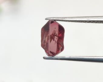 Burmese Red Spinel Raw, Triangular Spinel Crystal, Natural Spinel Specimen, 8.1x5.4x3 mm, 1.50 Carats