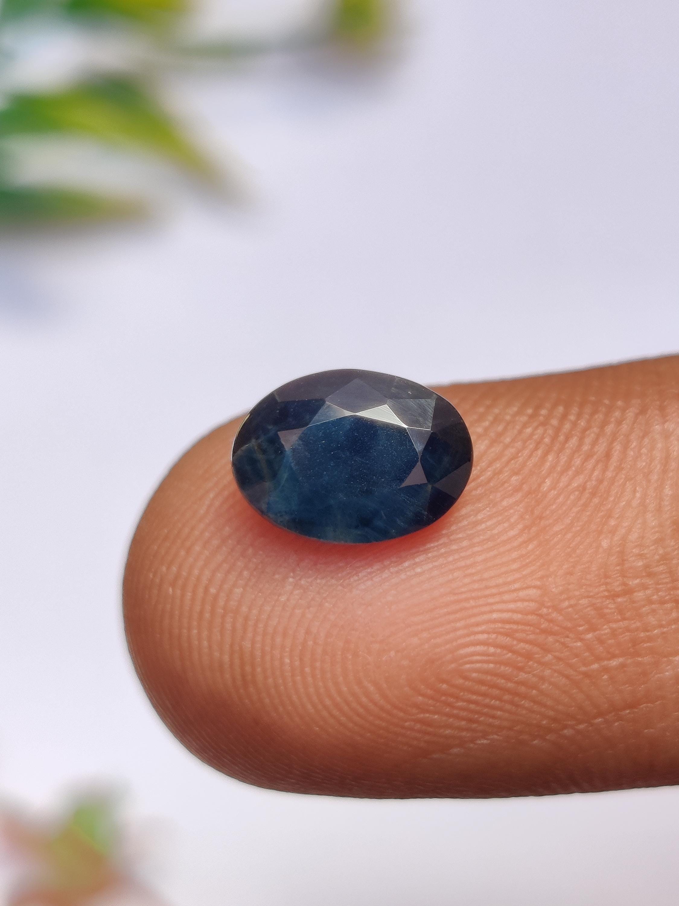 RARE !! SAPHIR BLEU D'AUSTRALIE : 5.6 mm X 4.5 mm