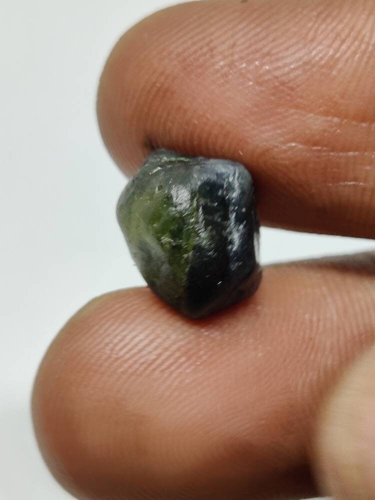 Party Sapphire Raw Green sapphire Raw sapphire Rough | Etsy