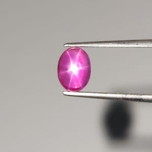 AAA Quality Burmese Red Star Ruby Cabochon, Untreatet Burma Red Star Ruby Gemstone, Old Old Mine Star Ruby Gems, 6x4.5x2.8 mm, .70 Carats