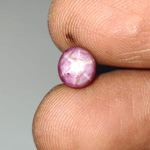 Natürlicher, rosaroter Sternrubin-Cabochon, unbehandelter, loser Sternrubin-Edelstein, indischer Sternrubin-Cabochon, 7,24 x 6,68 x 5 mm, 2,93 Karat