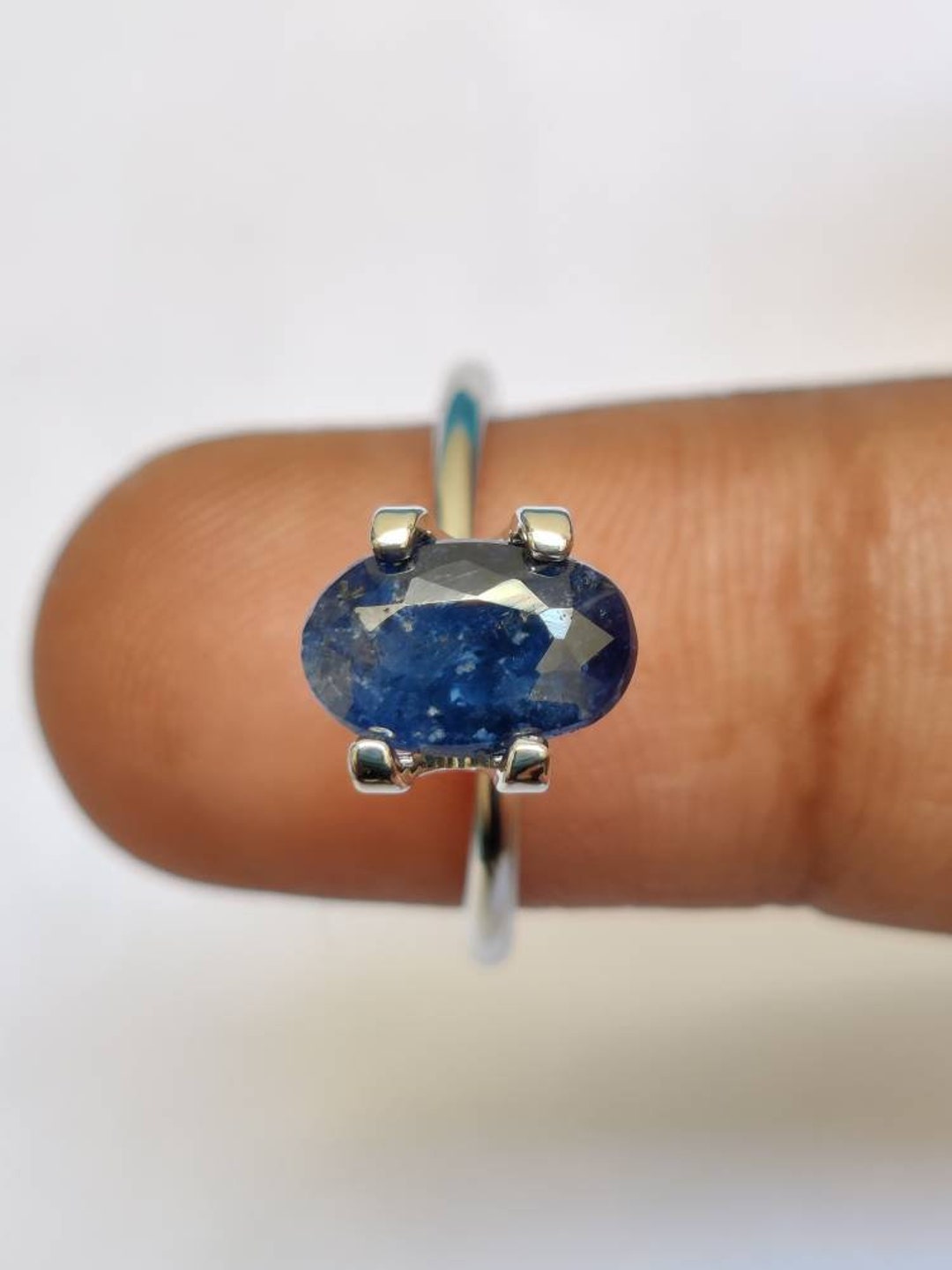 Tongari Blauer Saphir Anhänger 11,25 Karat - Natürlich & Zertifiziert