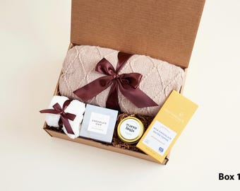 Employee Holiday Gift Box, Client Birthday Gift, Client Thank You Gift, Holiday Employee Gift Bulk , Company Holiday  Gift basket Bulk