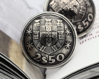 Coin cufflinks made from a Portuguese 2.5 escudos featuring the Portuguese arms. Perfect for weddings and groomsmen cuff link gifts.