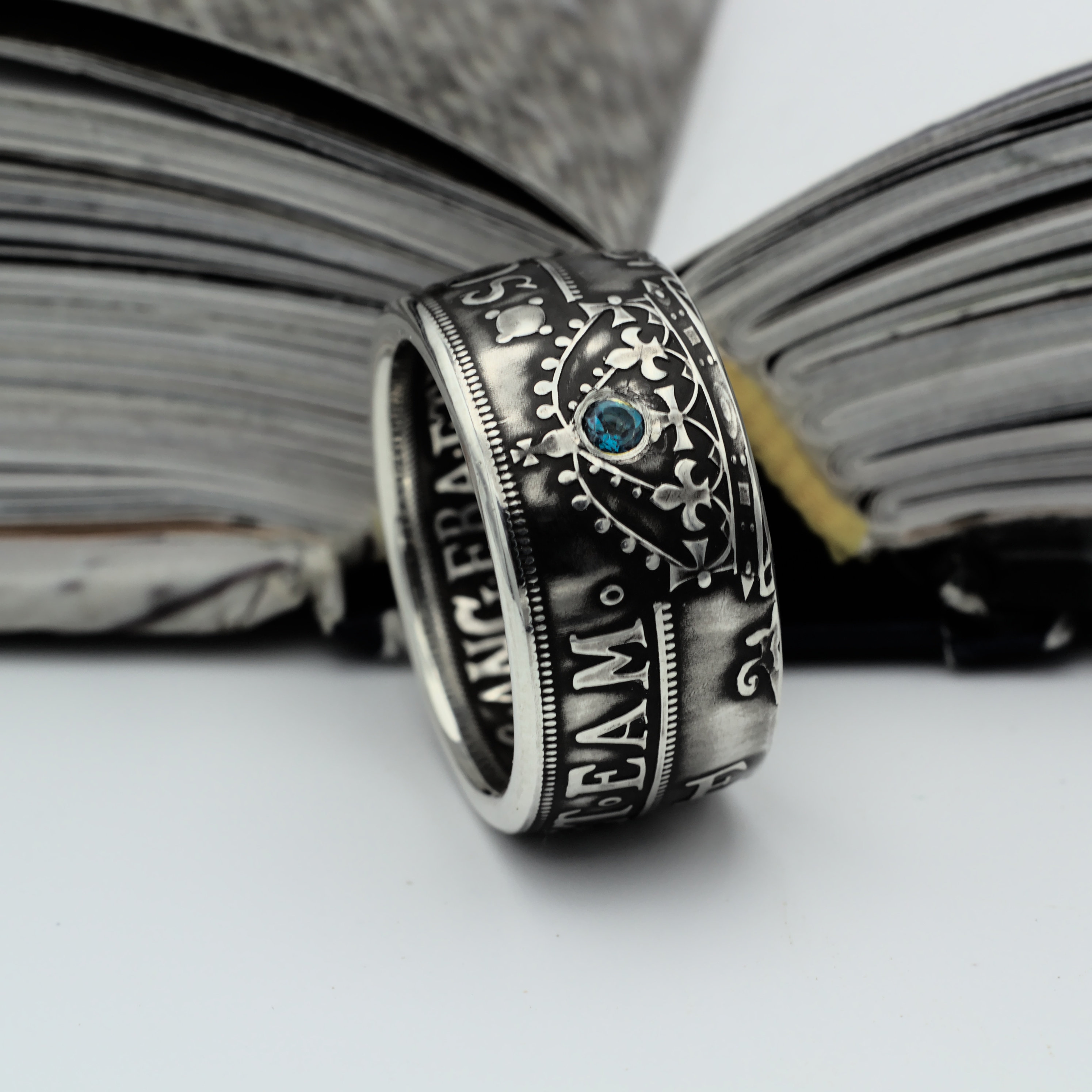 Elizabeth coin ring - Etsy 日本