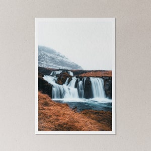 Kirkjufoss, Islanda - Fotografia di paesaggio con cascata, decorazione da parete / stampa su carta opaca (4x6, 5x7, 8,5x11, 11x17, 13x19)