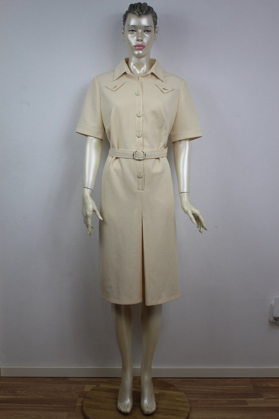 Vintage 40s 50 s Beige shortsleeve shirtwaist a l… - image 1