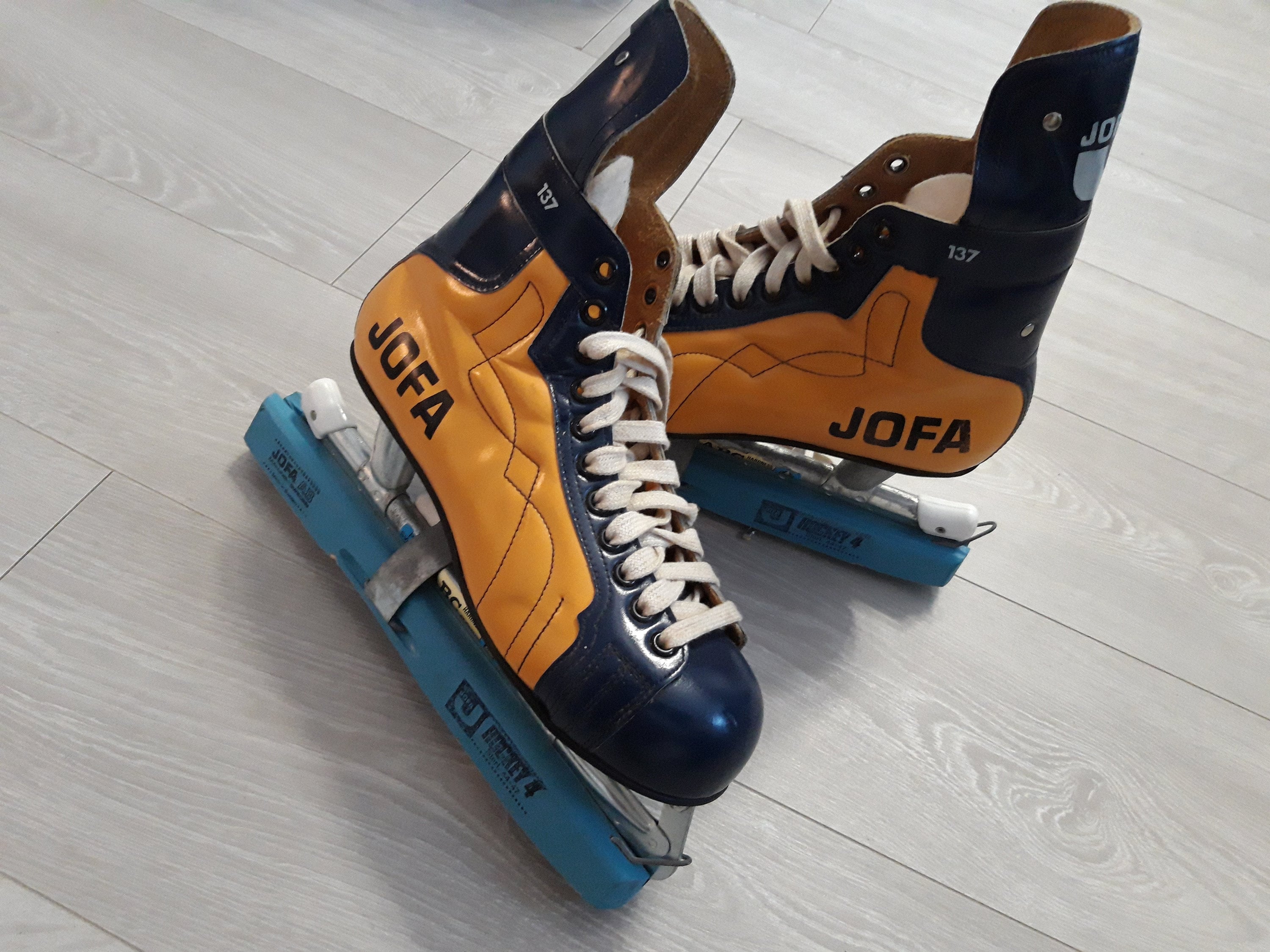 Hockey Skates Blue Ice Skates Vintage Ice Skates Retro Ice Skates