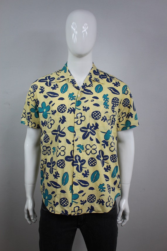 90s Y2K Beige and Blue Hawaiian Print Shirt/ Bota… - image 1